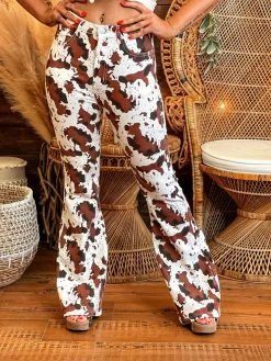 D & J Industies Co., LTD. Clothing Makin Mooves Jeans