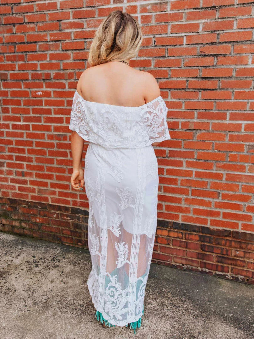 D & J Industries Bridal Ivory Off Shoulder Dress 8 D & J Industries Bridal Ivory Off Shoulder Dress