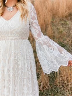 D & J Industries Look Famous Tonight Dress - White/Neutral