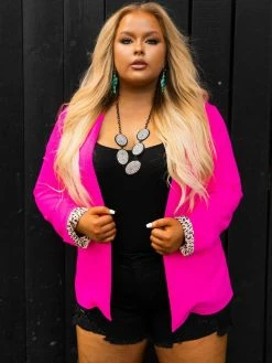 Dongguan Haohoo Clothing CO., Ltd Pink Cadillac Blazer New Arrivals
