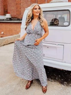 Dongguan Haohoo Clothing CO., Ltd Summer Oasis Dress - Olive